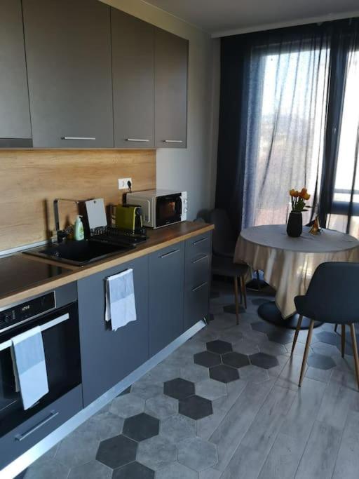 Apartment Opalchenska / Pirotska Sofia Eksteriør bilde